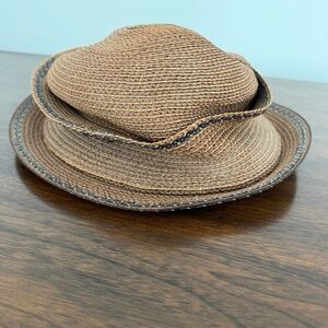 DIANE HARTY MILLINERY WOVEN STRAW HAT VINTAGE 90S HANDMADE ARTISAN SHORT BRIM